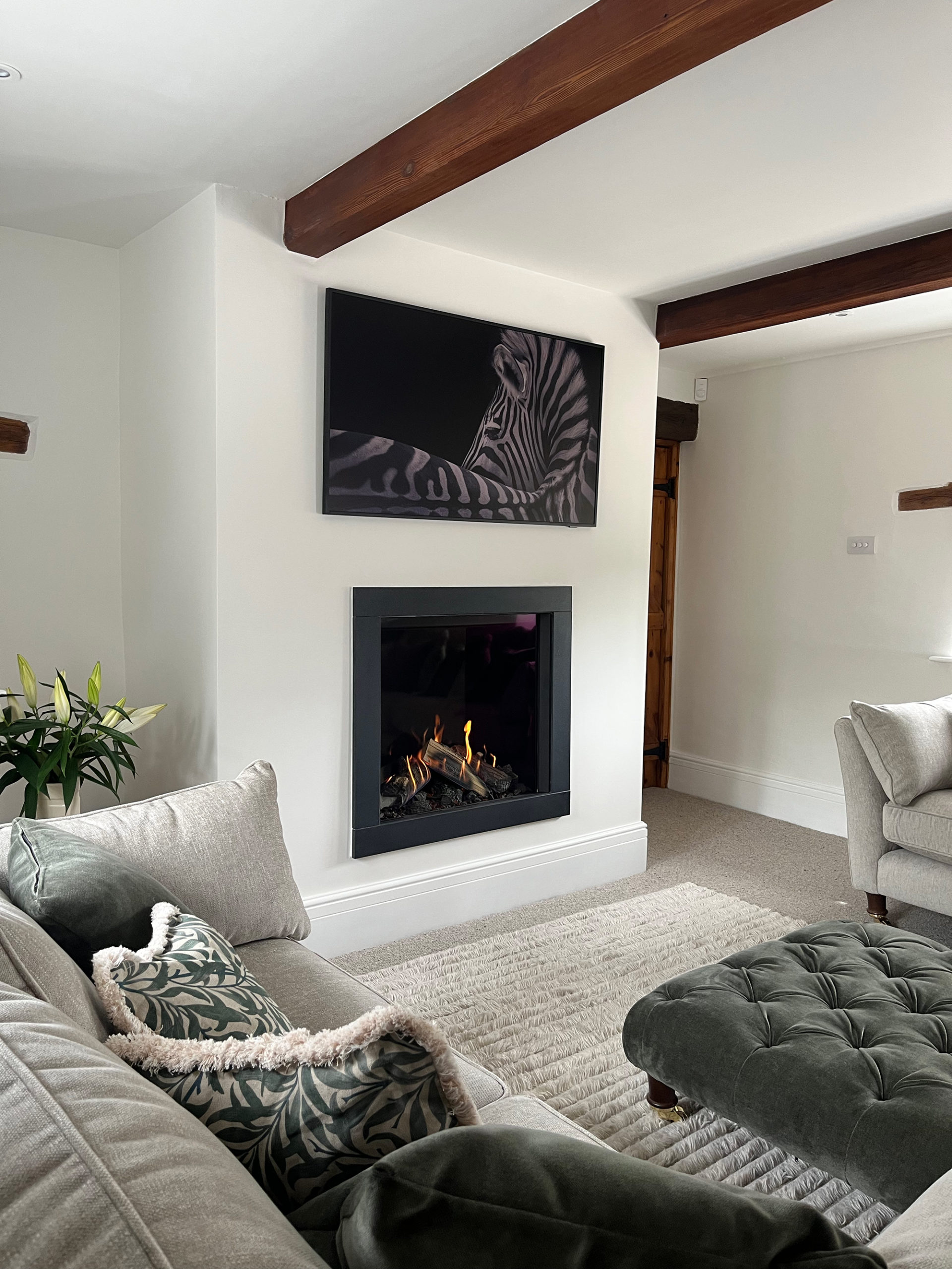 When Modern Meets Traditional in a Wakefield Farmhouse